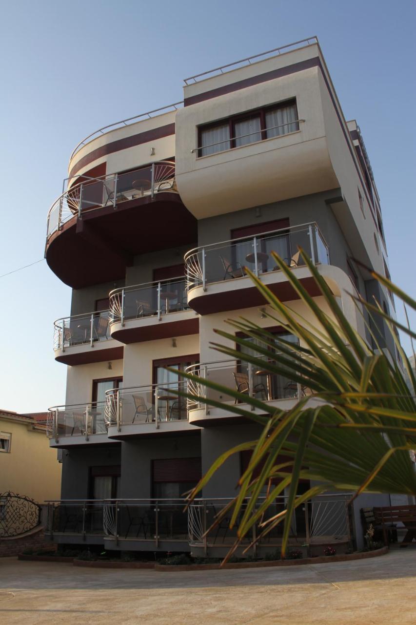 Compass Aparthotel โดบราวอดา ภายนอก รูปภาพ